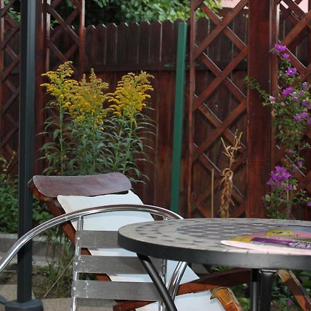 Vila Flavia B&B Constanta Ngoại thất bức ảnh
