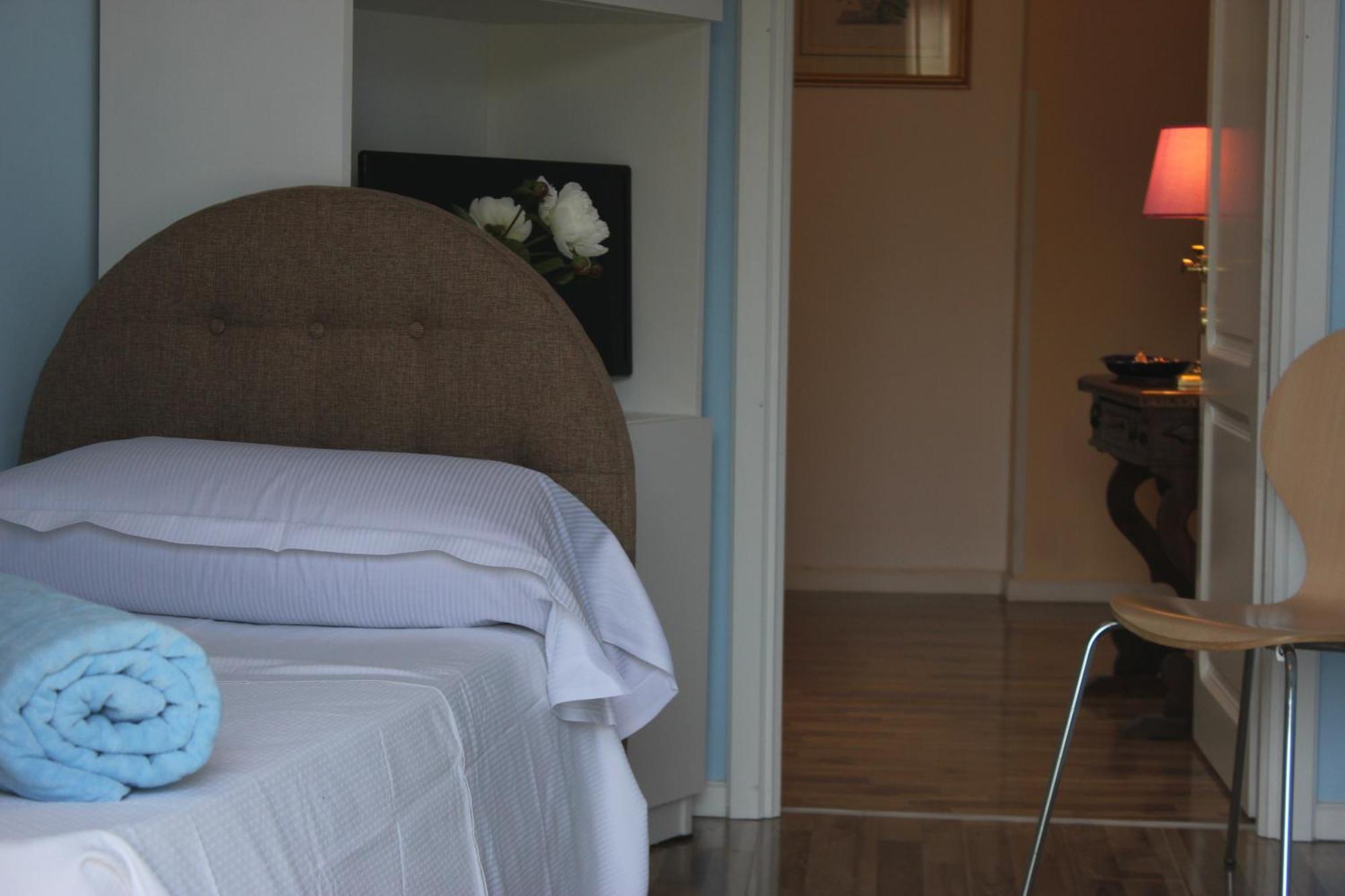 Vila Flavia B&B Constanta Phòng bức ảnh