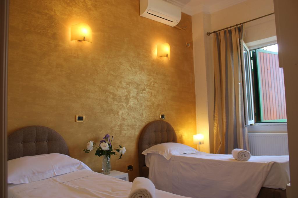 Vila Flavia B&B Constanta Phòng bức ảnh