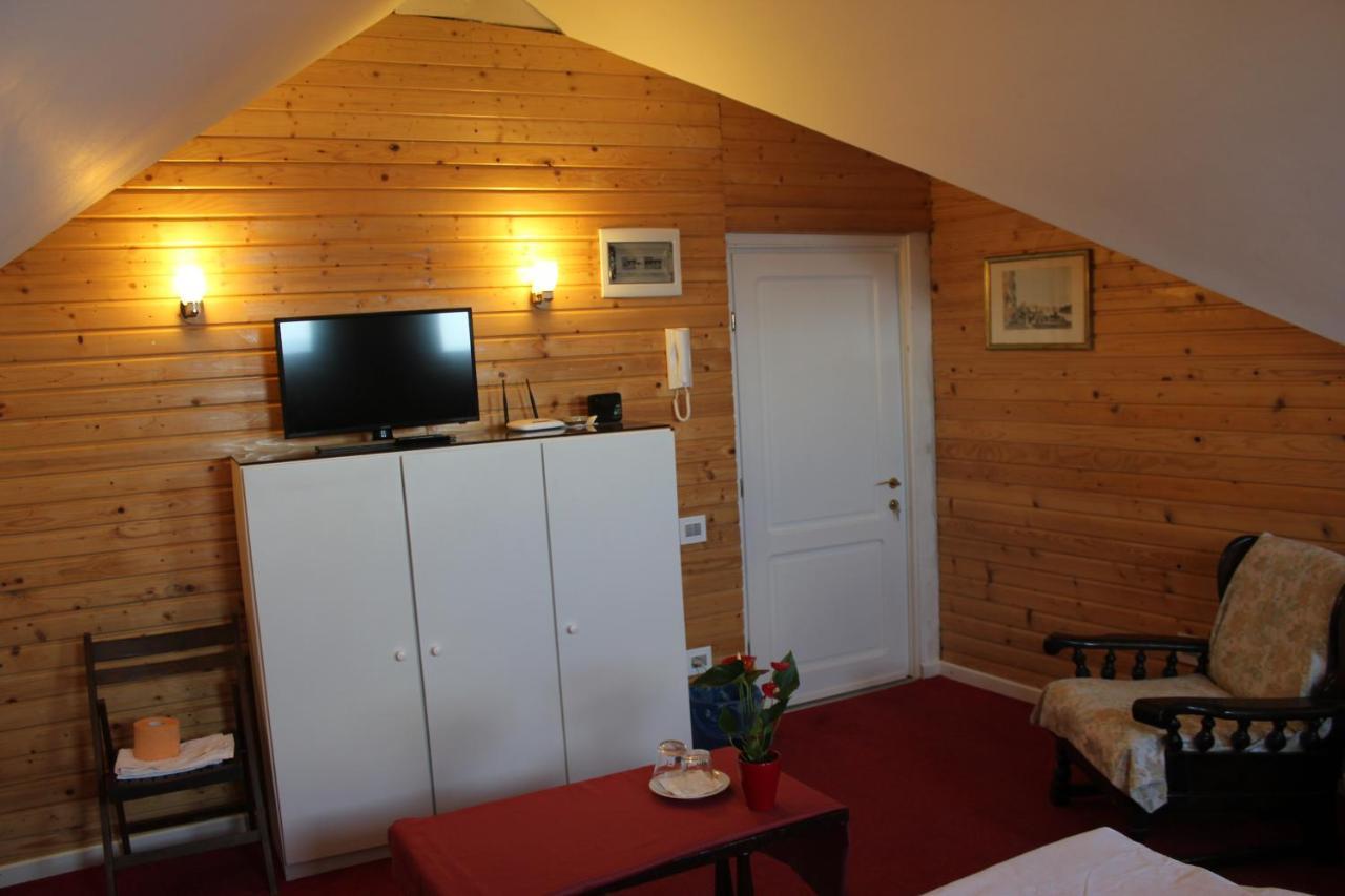 Vila Flavia B&B Constanta Ngoại thất bức ảnh